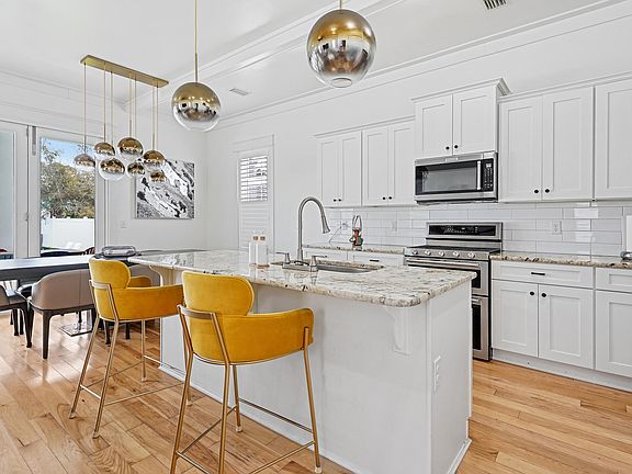 5th image of 65 Sand Dollar Ct
