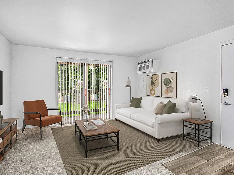 Fairlane Apartments — Photo 54