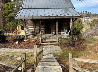 106 Williams St, Galax, VA 24333