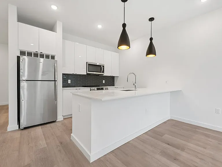 130 Monitor Street — Photo 1