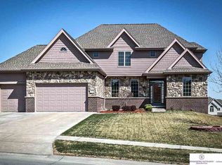 19614 Franklin St, Elkhorn, NE 68022