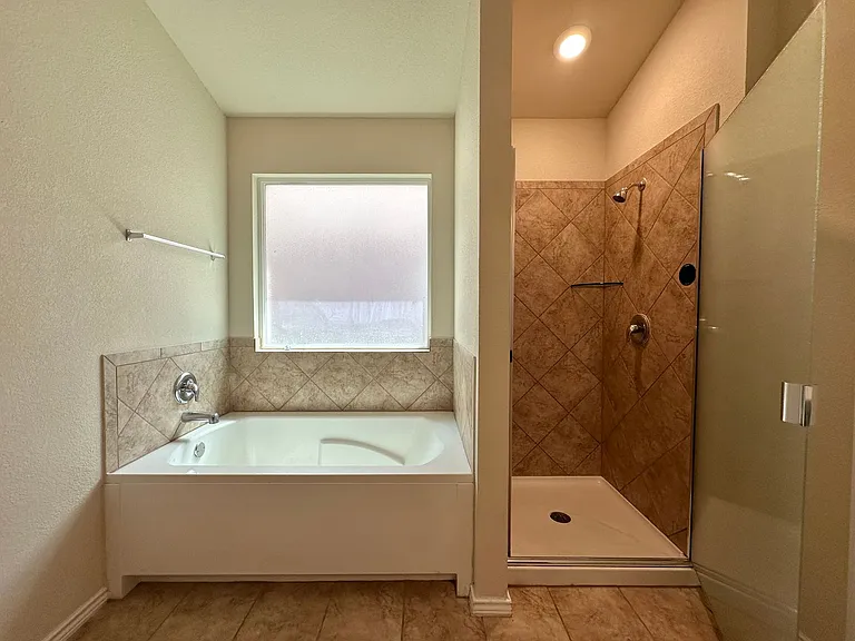3414 Parkmill Dr — Photo 22