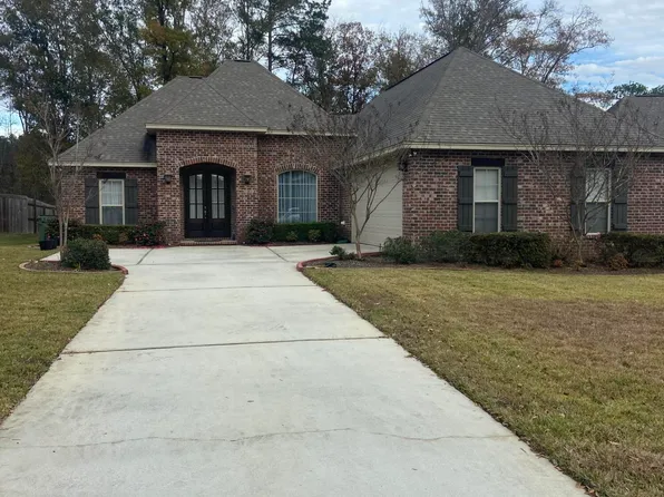 33 Augusta Ct, Hattiesburg, MS 39402