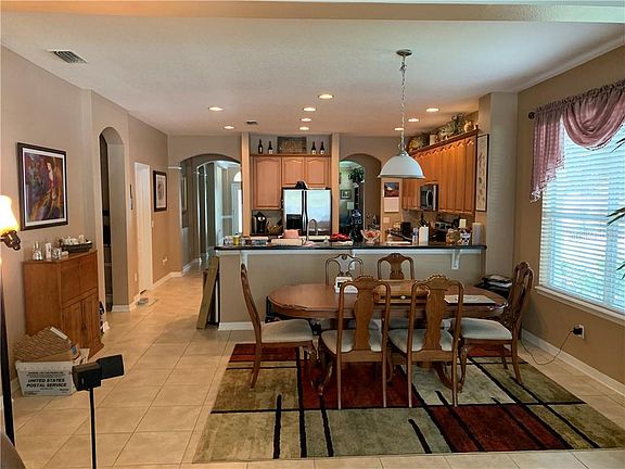 4th image of 6814 Thornhill Cir