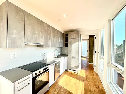 Rented by Pear NYC LLC | media 33