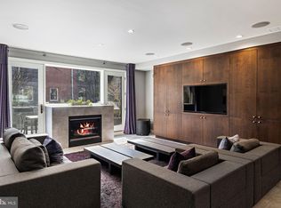 1428 Bainbridge St, Philadelphia, PA 19146