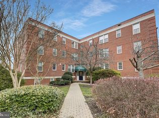 22 S Old Glebe Rd APT 2, Arlington, VA 22204