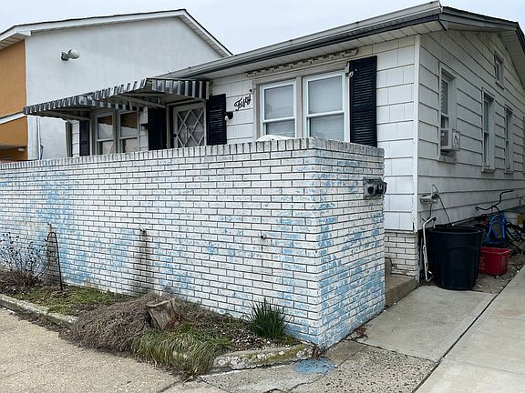 2nd image of 50 Nebraska St