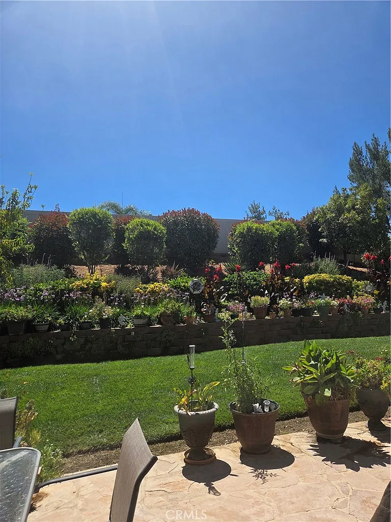 2 bed, 2.5 bath, 2127 sqft, $2,900 — Photo 3