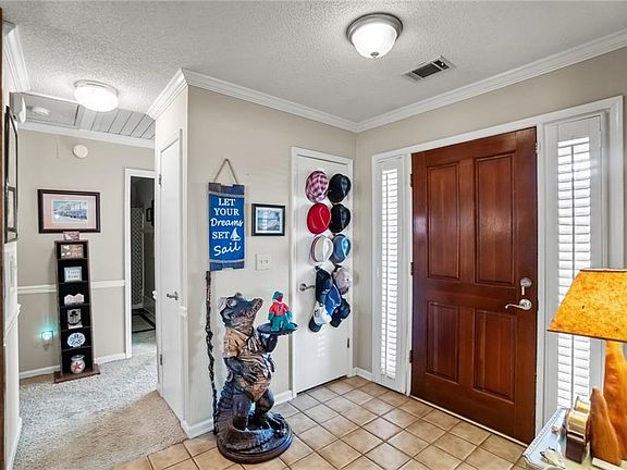 3rd image of 3492 Rosebud Rd