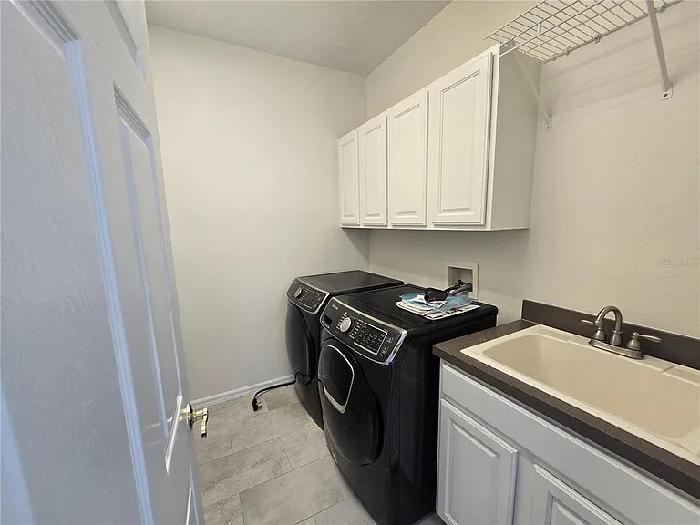 8427 Sailing Loop — Photo 23