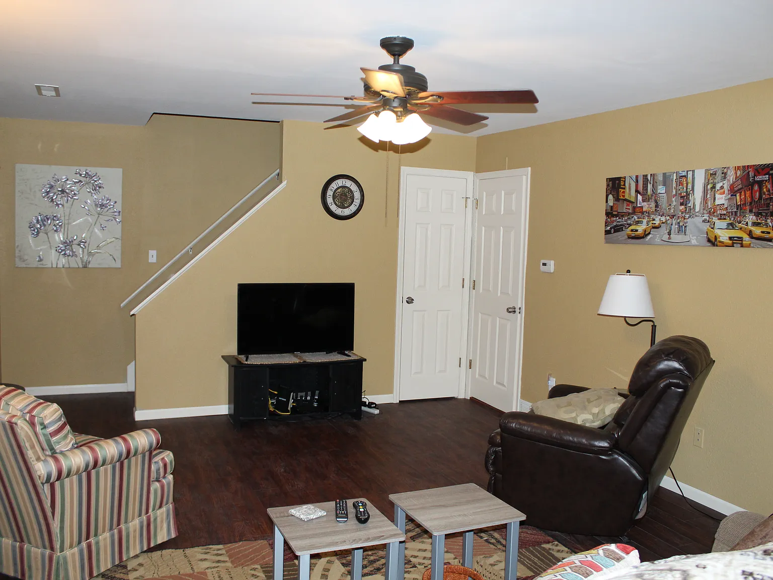 4 bed, 1512 sqft, $2,400 — Photo 4