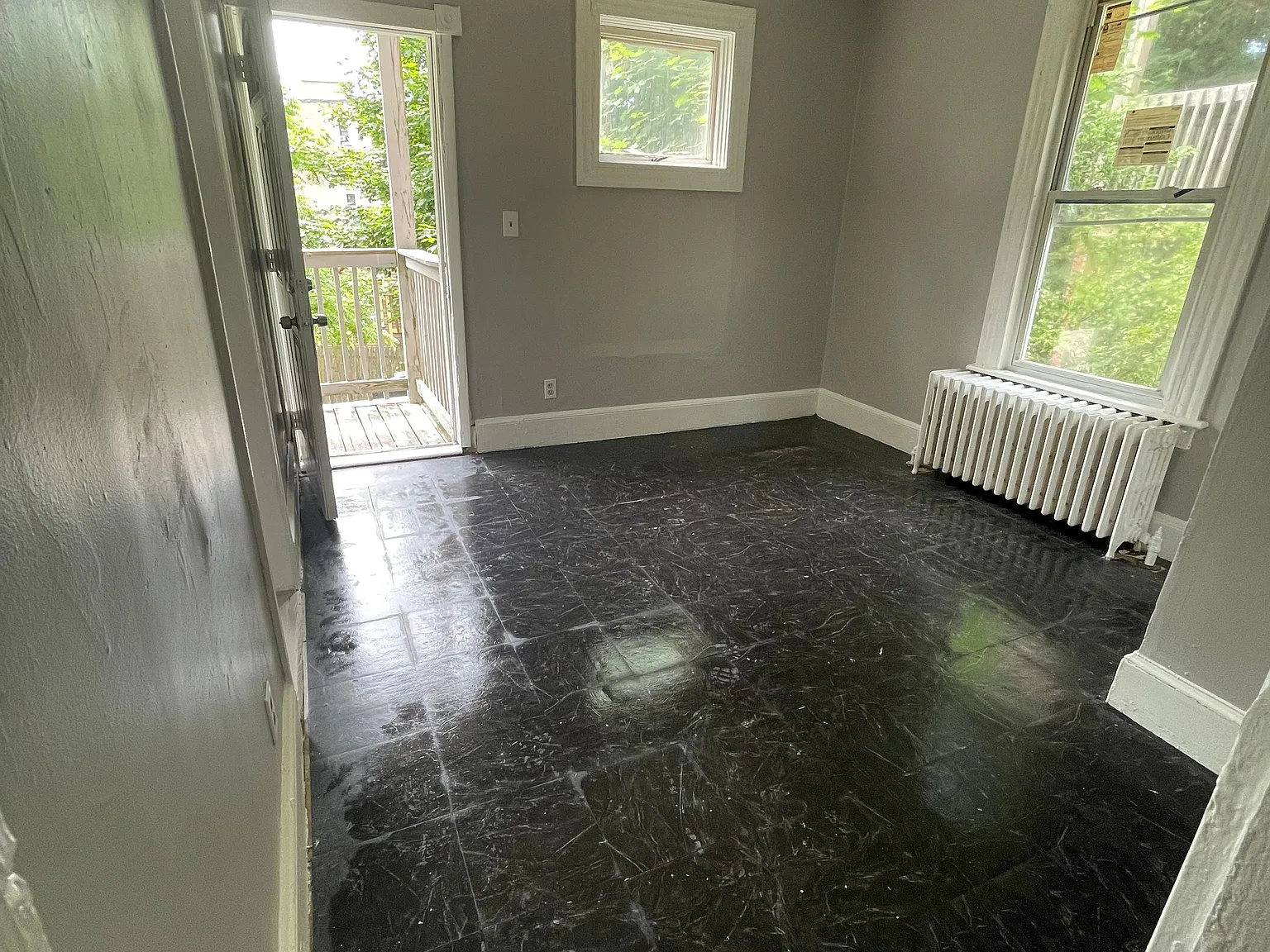 1 bed, 750 sqft, $1,150 — Photo 3