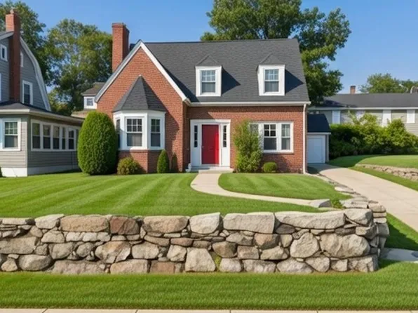 1625 Smith St, North Providence, RI 02911