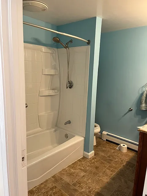 2 bed, 650 sqft, $1,600 — Photo 2