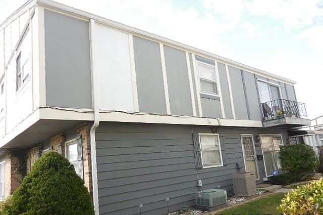 1st image of 20115 Oak Ln