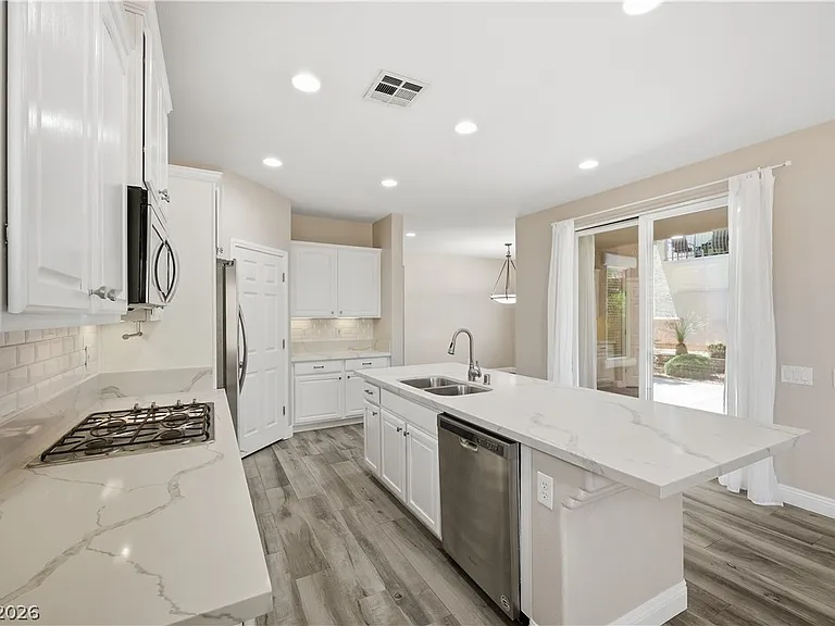 10416 Miners Gulch Ave — Photo 16
