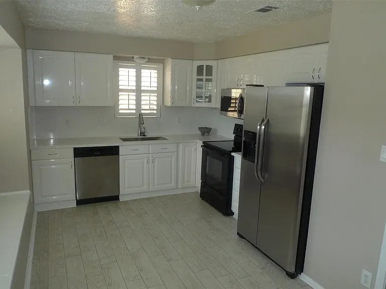 14122 Bateau Dr — Photo 8