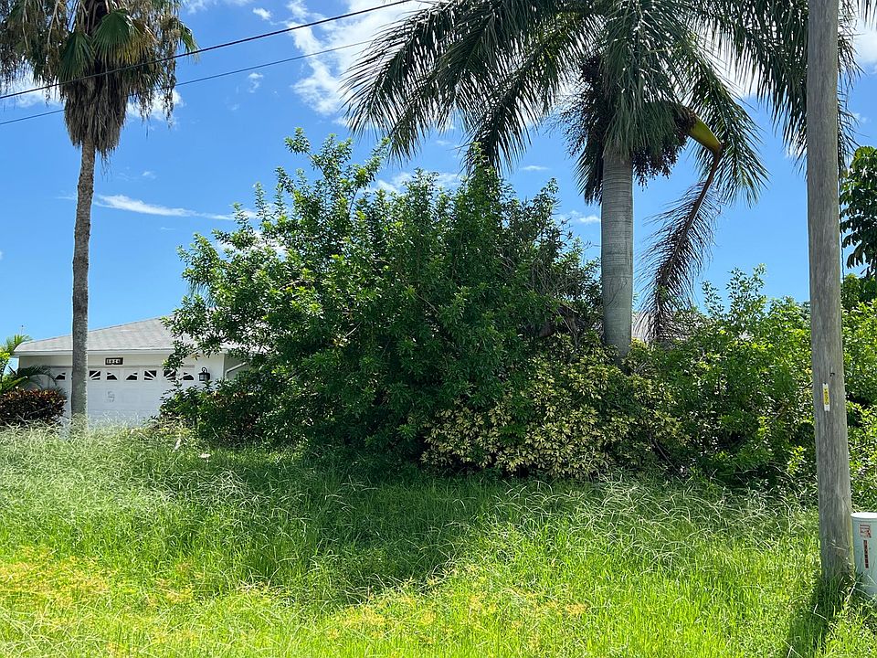 2nd image of 3026 SW 24th Ave