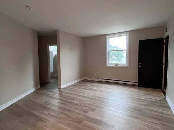 5813 Cunard St #1, Halifax, NS B3K 1E1