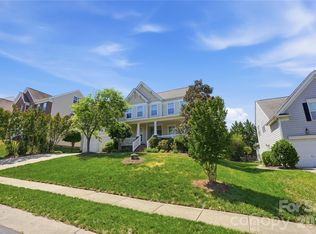 7816 Whisperingwood Dr, Harrisburg, NC 28075