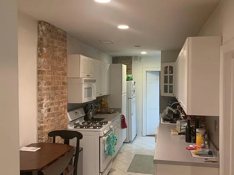752 W Willow St #1 — Photo 9
