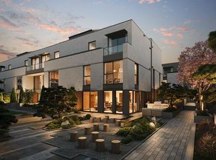 638 Thompson Ave #104, Coquitlam, BC V3J3Z8