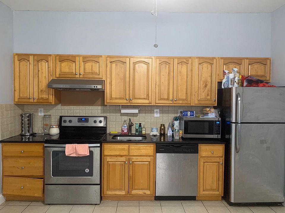 1st image of 2128 S 5th St Frnt 2