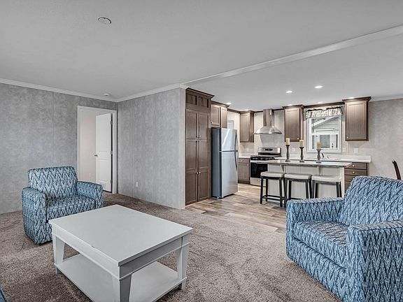 5th image of 177 Newbury
