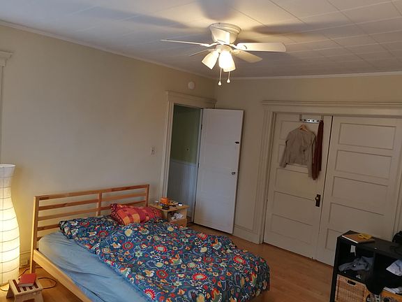 5th image of 103 E Main St