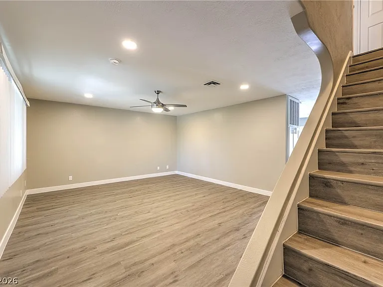 343 Greenbriar Dr #343-TOWNHOUSE — Photo 3