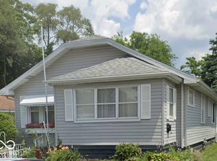 1300 S Pershing Dr, Muncie, IN 47302