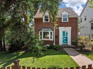 120 N Fillmore St, Arlington, VA 22201