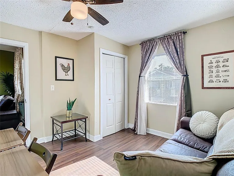 2904 Sanchez St — Photo 8
