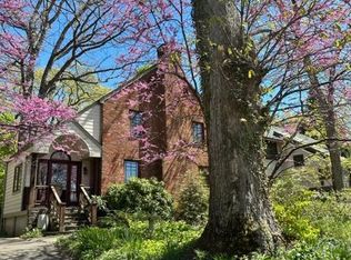 131 N Irving St, Arlington, VA 22201