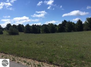 1855 Perrys Loop #14, Traverse City, MI 49685