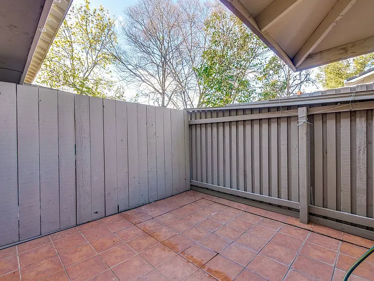 21099 Red Fir Ct — Photo 10