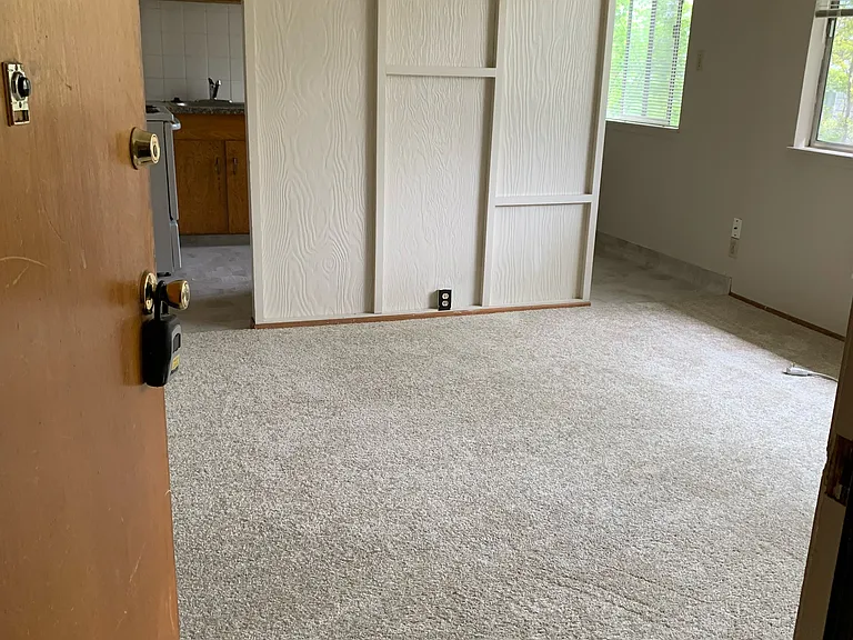 2721 I St — Photo 4