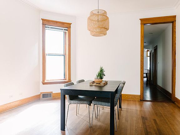 4th image of 2524 N Mozart St #1