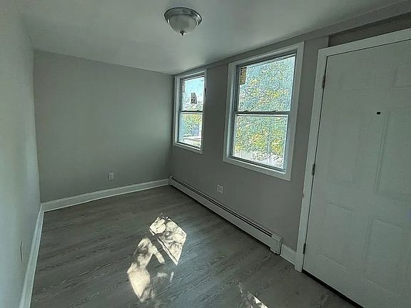 2nd image of 591 S 19th St #3