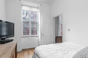Rented by Friedman Roth Realty