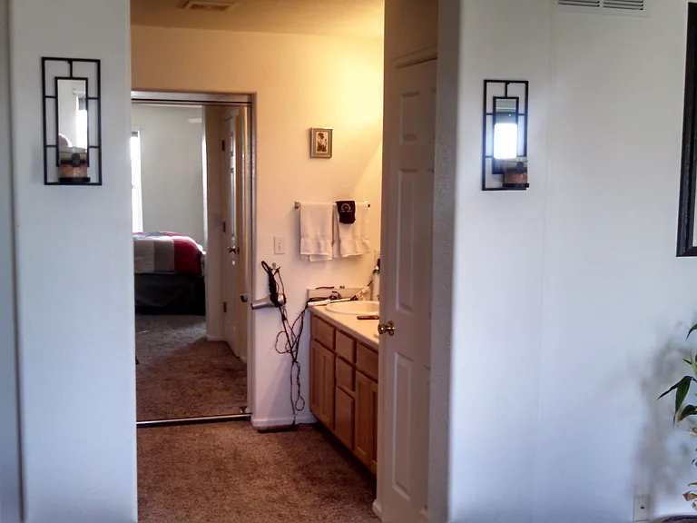 4565 Elizabeth Ln — Photo 6