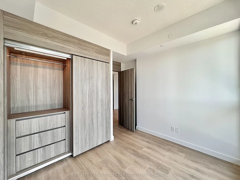 68 Esther Shiner Blvd #2016 — Photo 22