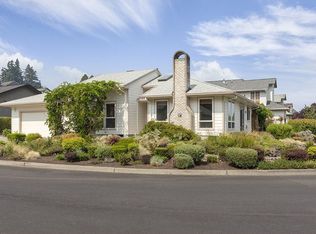 395 Spinnaker Way, Columbia City, OR 97018