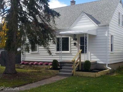 5805 Harrison St, Garden City, MI, 48135