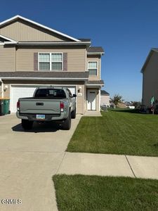 806 Bremner Ave, Bismarck, ND, 58503