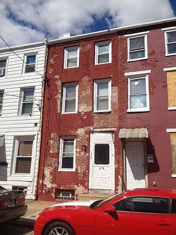 1st image of 1367 Sellers St