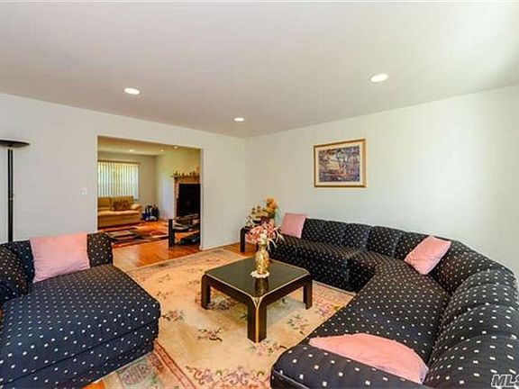 5th image of 1568 Dillon Ave