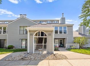 8753 W 106th Ter, Overland Park, KS 66212