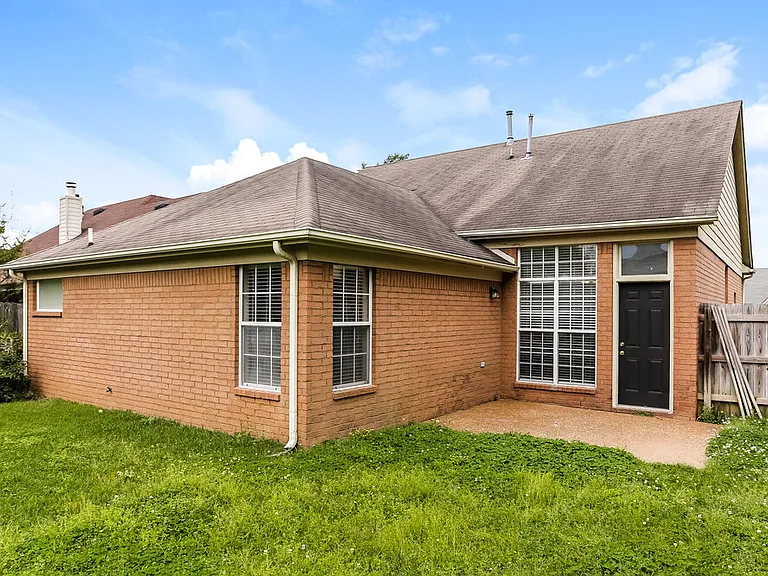 1142 Red Fern Cir W — Photo 18